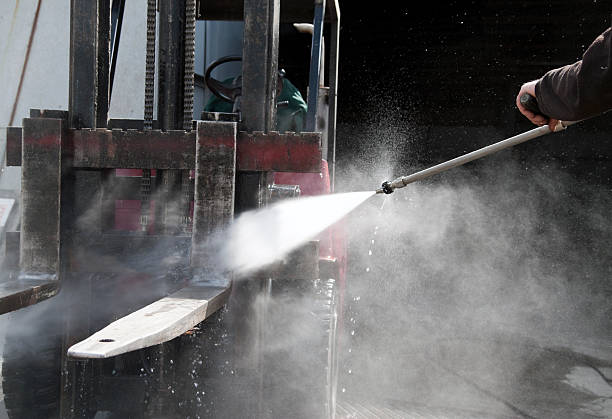 Best Parking Lot and Garage Cleaning  in Mead Valley, CA